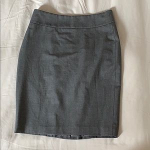 Ann Taylor grey pencil skirt